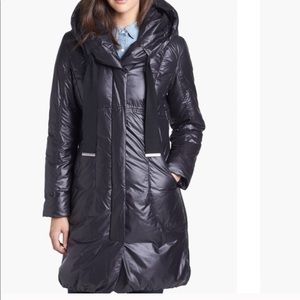 Elie Tahari Black Down Winter Coat